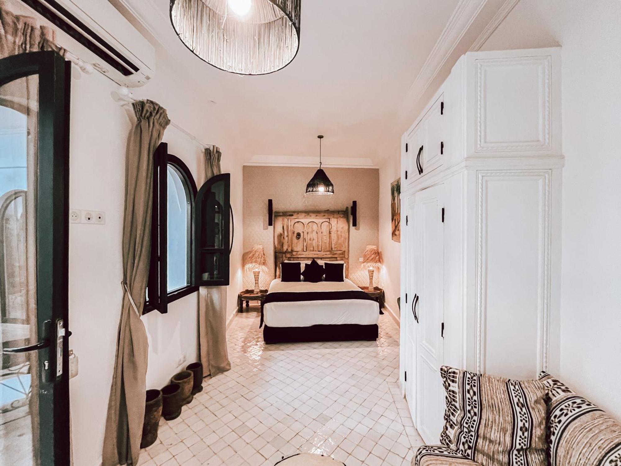 Riad Al Rimal & 4*